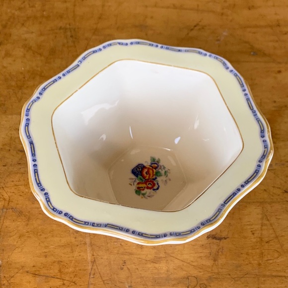 Vtg Maddock England Covered Dish Soup Bowl - Picture 3 of 8